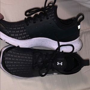 Under armour tennis shoes